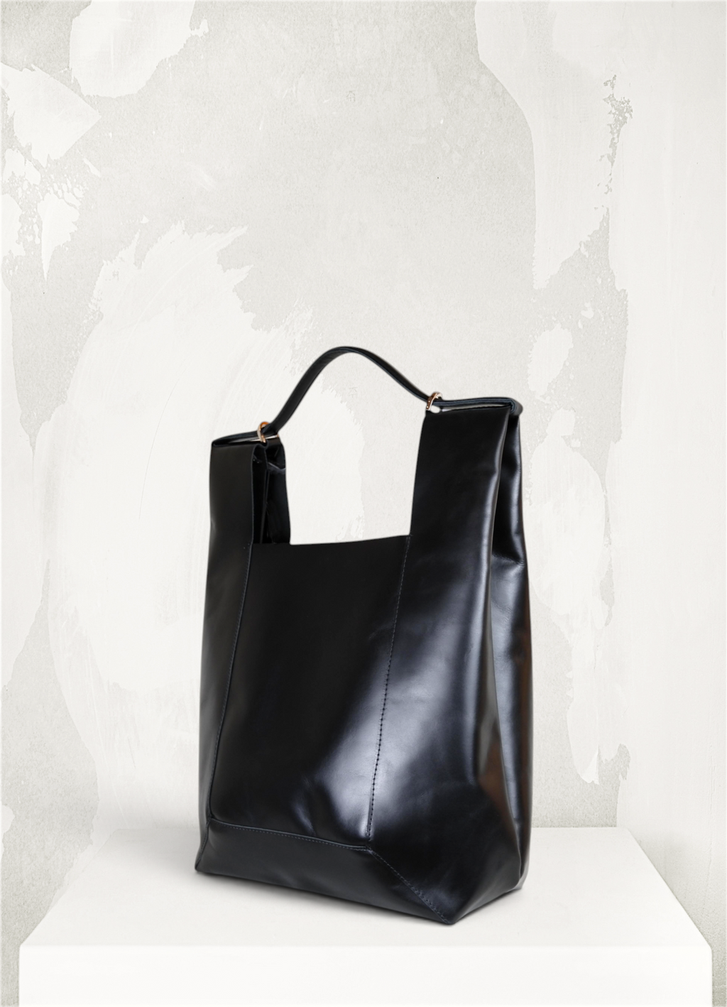 Lola Long Black